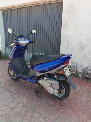 Aprilia Leonardo 125