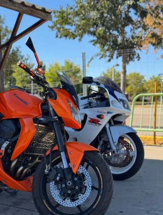 Kawasaki Z750 Naranja 38.000 km