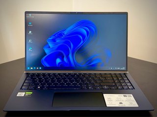 Portátil ASUS ZenBook 15 UX534FTC-A8093T,i7, 16 GB