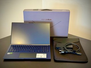 Portátil ASUS ZenBook 15 UX534FTC-A8093T,i7, 16 GB
