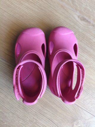 Lote 2 Chanclas Niña Puma Tallas 21 y 23