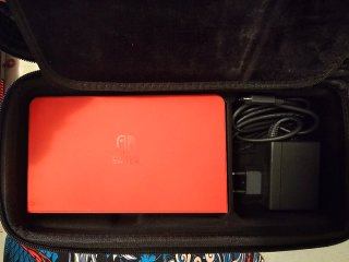 Nintendo Switch OLED Edición Mario Red + Juegos