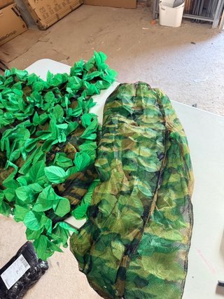 Ropa camuflaje hojas 3D bosque