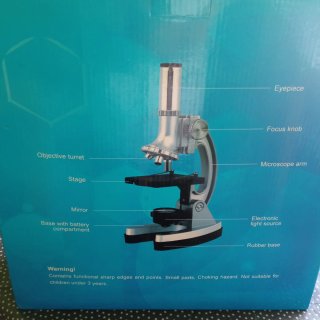 Microscopio infantil nuevo sin usar