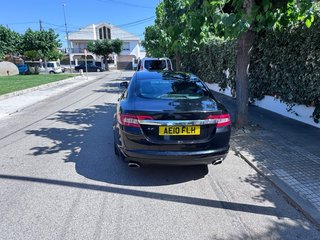 Jaguar XF 2010