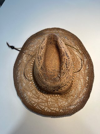 Sombrero cowboy rafia trenzada con cinta piel
