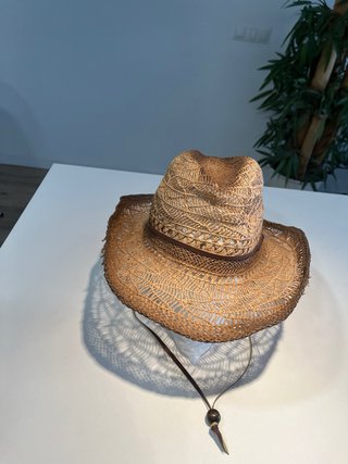 Sombrero cowboy rafia trenzada con cinta piel