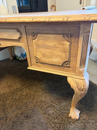 Scrivania in legno massello restaurata