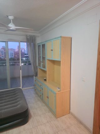 Cama litera metálica gris. Benidorm