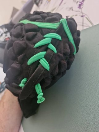 Caschetto Rugby Gilbert Nero e Verde