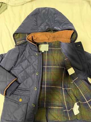Abrigo acolchado azul marino talla 7