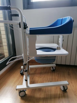 Silla de transferencia sin usar
