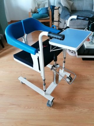Silla de transferencia sin usar
