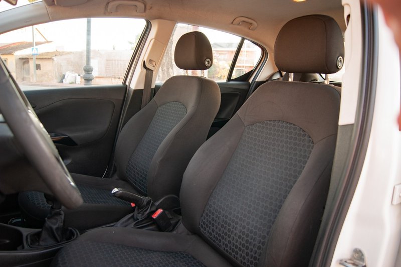 Opel Corsa 1.3 CDTi Expression 3p 2015, foto 13