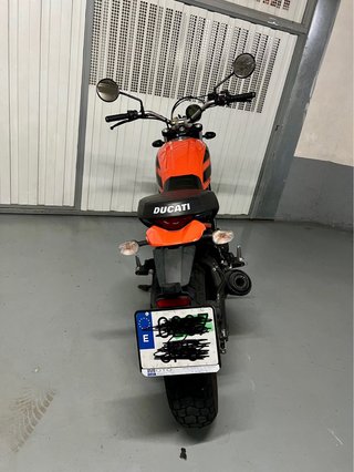 Ducati Scrambler Naranja