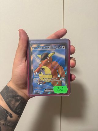 Kangaskhan de 151 en español - Carta Pokémon