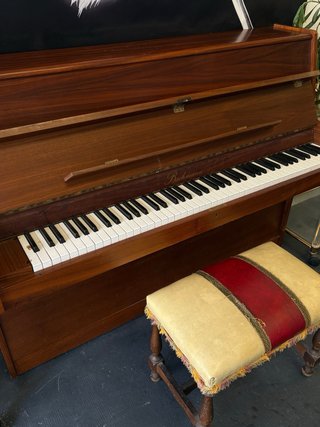 Piano de pared madera Bachmann
