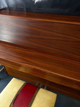 Piano de pared madera Bachmann