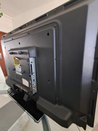 TV Blaupunkt 32  pulgadas y mando. No Smart