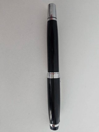Bolígrafo Montblanc Negro