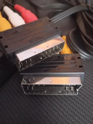 2 cavi AV per PlayStation+2 Euroconnettori