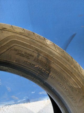 Neumático 235/55R18 100V Good Year
