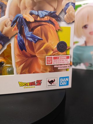 Son Goku Legendary Super Saiyan SH Figuarts Bandai