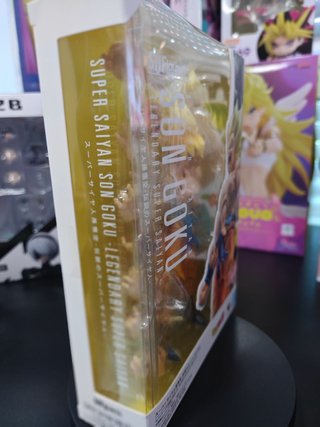 Son Goku Legendary Super Saiyan SH Figuarts Bandai