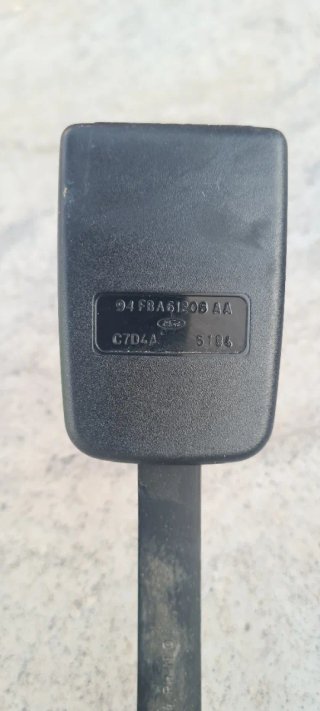 Guía asientos Ford Fiesta 1994