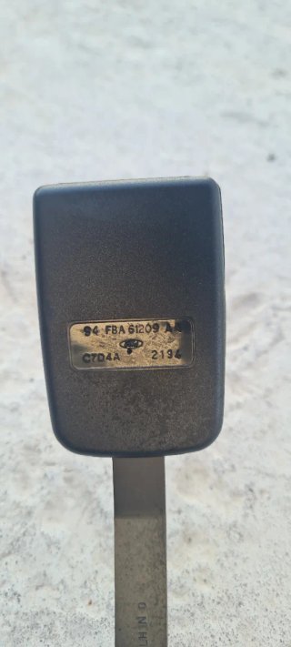 Guía asientos Ford Fiesta 1994