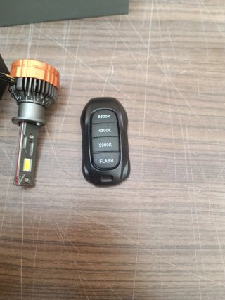 Kit Bombillas LED H1 Coche Mando Tricolor