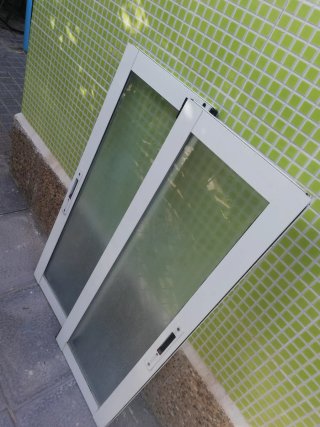 Hojas de ventana aluminio pequeñas