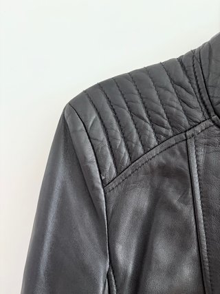 Chaqueta biker cuero vintage Zara Trafaluc