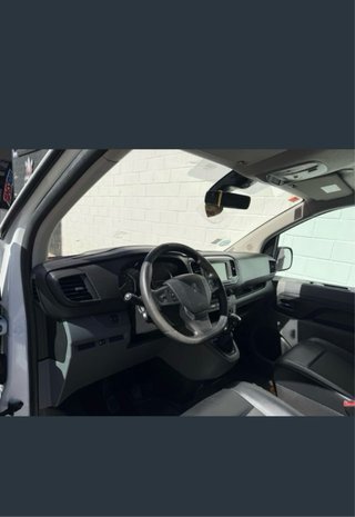 Peugeot Expert 2021
