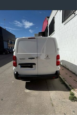 Peugeot Expert 2021