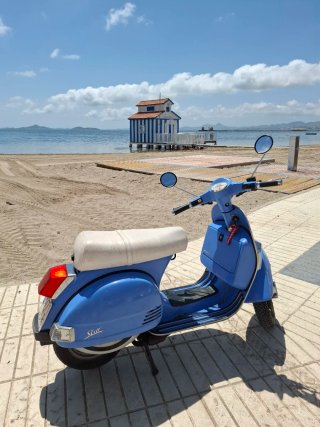 LML Star Deluxe Azul Scooter manual
