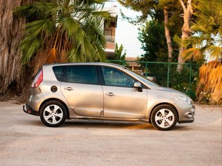 RENAULT Scenic Dynamique 1.5dCi 105cv eco2