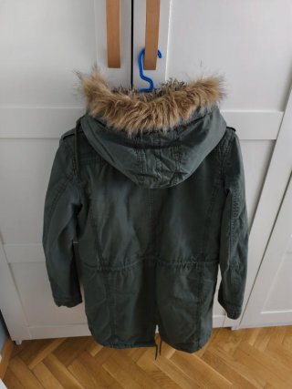 Abrigo militar Pull and Bear talla M