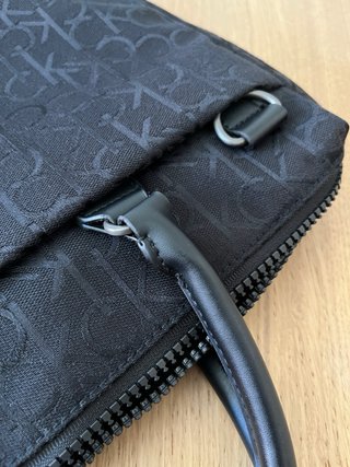 Maletín funda Calvin Klein Portátil Gris Oscuro