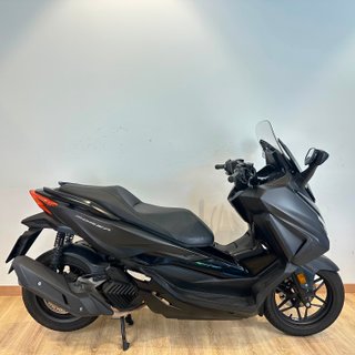 HONDA FORZA 125