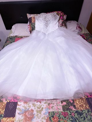 Vestido de Novia Blanco con Pedrería