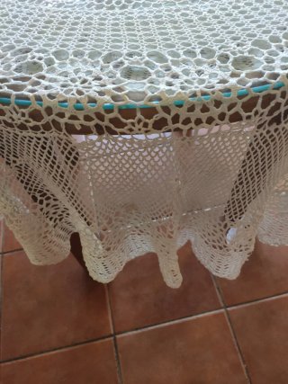 Mantel redondo crochet blanco