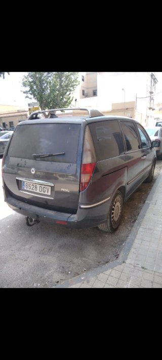 Lancia Phedra 2006