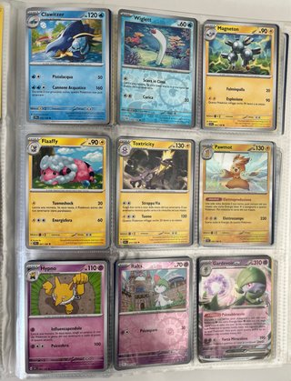 Carte Pokemon Mew, Charizard, Pidgeot, Gengar ecc.