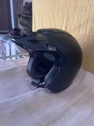 Casco Jet Negro con Intercomunicador