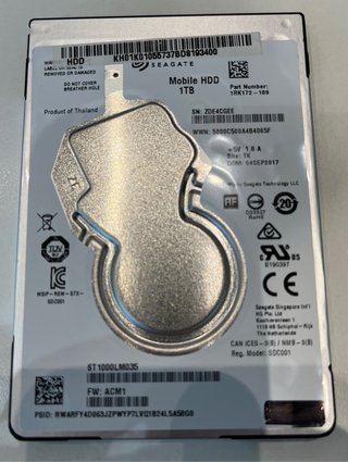 Lote 6 Discos Duros 2.5 SSD y SATA varios tamaños
