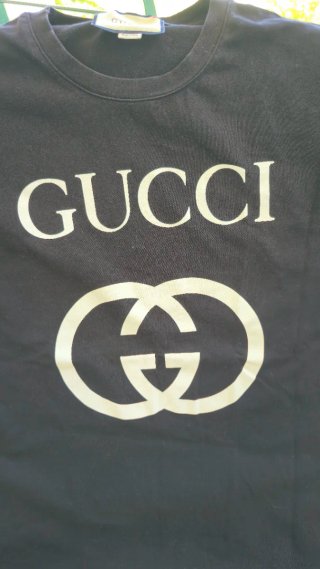 Camiseta Gucci Negra Logo GG