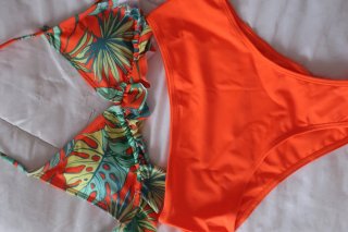 Bikini estampado tropical naranja
