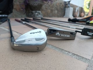 Set de Palos de Golf TaylorMade, bolsa Callaway