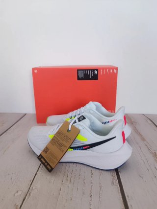 Nike Air Zoom Pegasus Blancas/Amarillas